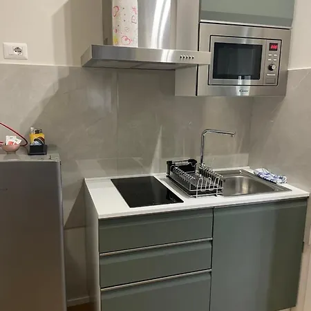 Cucchiari 1b Apartamento *